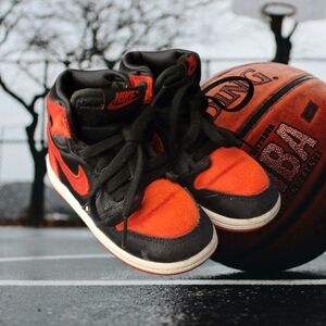 Toddler Air Jordan 1 Retro High OG "Satin Bred"
